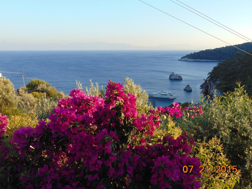 Pigi Cottage Stafylos Exterior photo